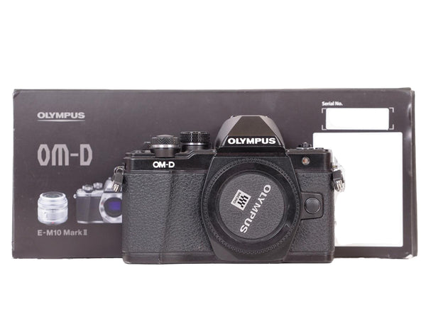 Olympus OM-D E-M10 II  Come Nuova