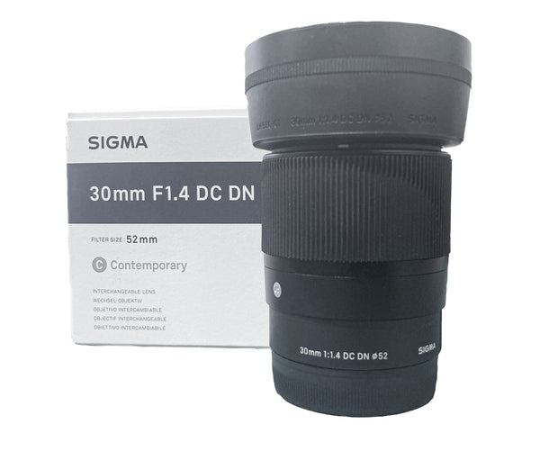 Sigma 30mm f/1.4 Contemporary  Attacco sony