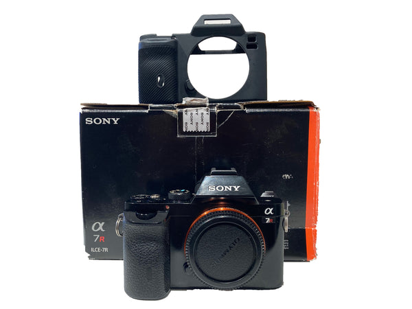 Sony A7R Full-Frame  Usata