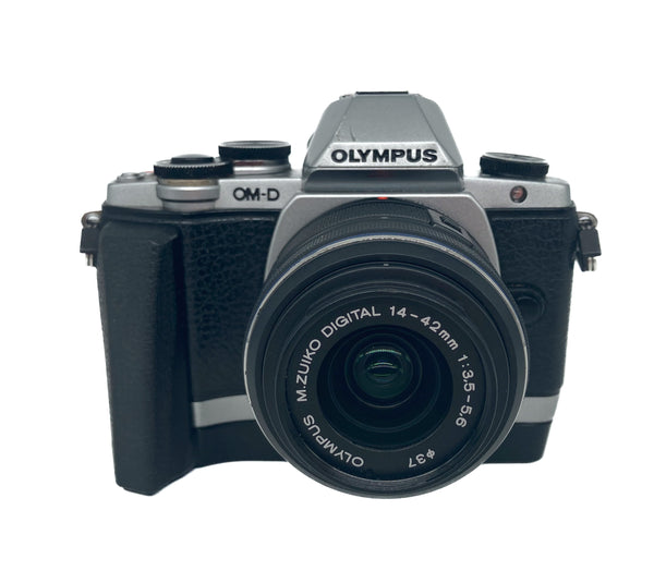 Olympus OM-D E-M10 + Zuiko 14-42
