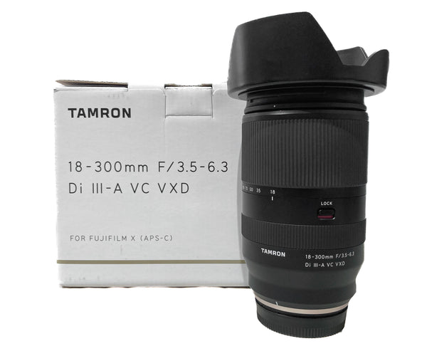 Tamron 18-300mm f/3.5-6.3  Attacco Fujifilm  Usato