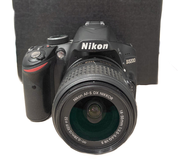 Nikon D3200 + 18-55 vr 3 mila  scatti !